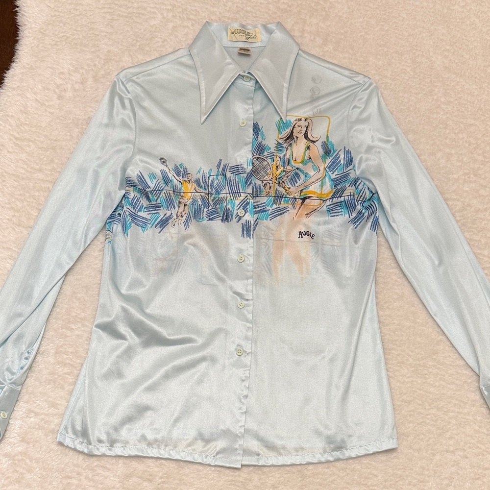 VTG Augie for Gals 1970s Shiny Satin  Disco Blouse with Tennis Motif